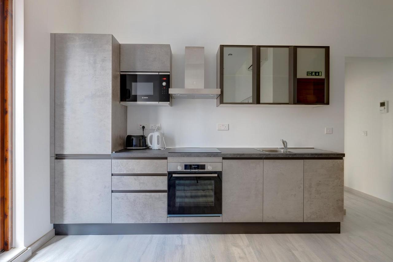 Modern Apartment In The Best Area Of Слима Екстериор снимка