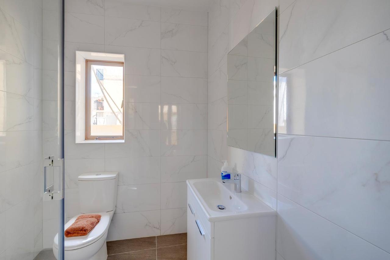 Modern Apartment In The Best Area Of Слима Екстериор снимка